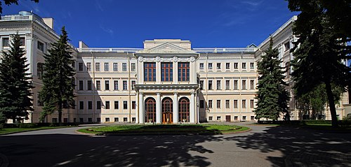 Anichkov Palace